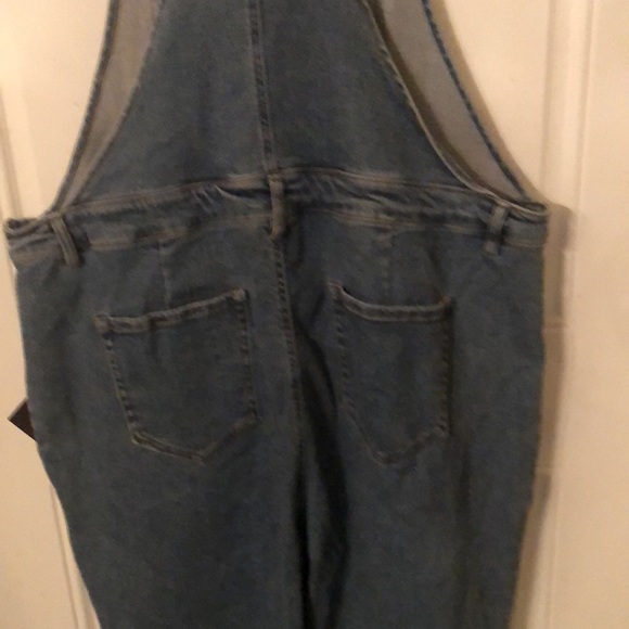 NWT Ava & Viv Denim Medium Wash Overalls - Picture 11 of 16